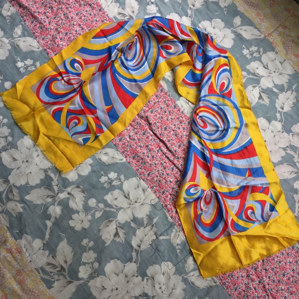 Vintage Psychedelic Rectangle Fringe Scarf
